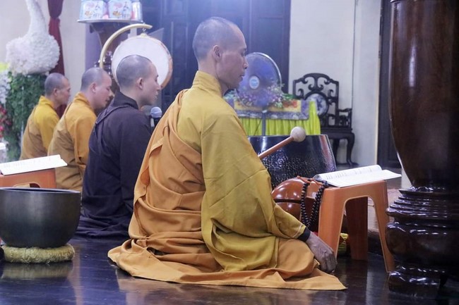 One-Day Retreat at Hoa Phuc Pagoda