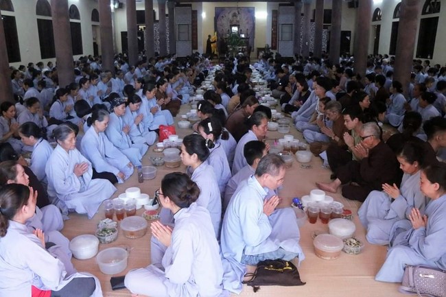One-Day Retreat at Hoa Phuc Pagoda