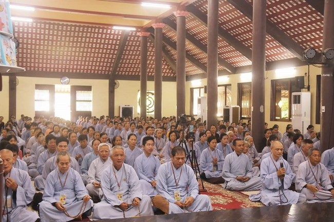 One-Day Retreat at Hoa Phuc Pagoda