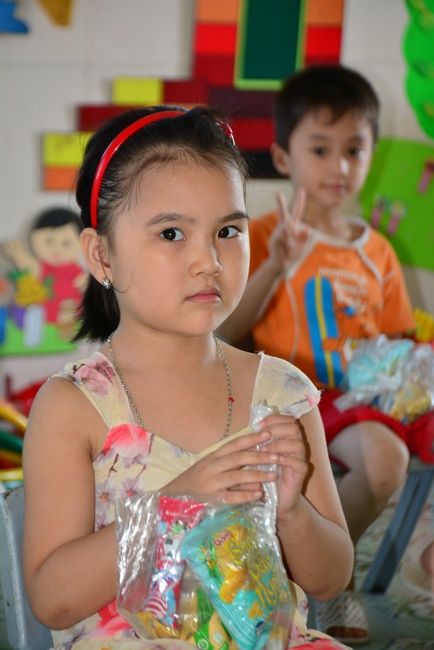 Vui tết thiếu nhi tại chùa Tây Khánh, Thái Bình