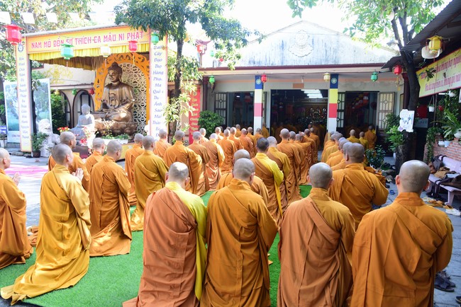 Monks of Hoang Phap Pagoda Joining in the Monastic Confession