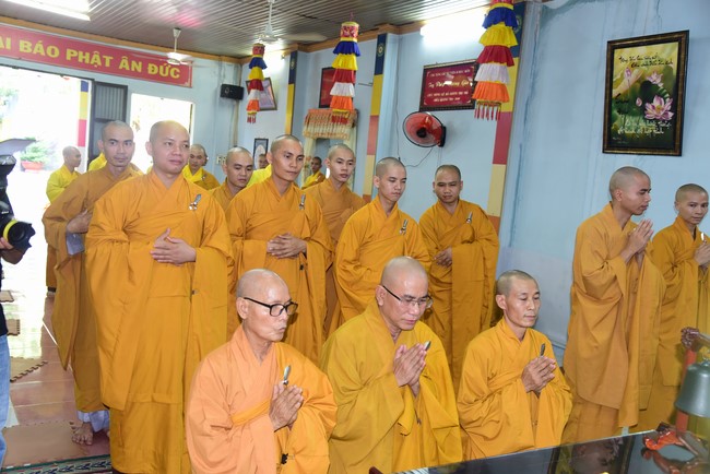 Monks of Hoang Phap Pagoda Joining in the Monastic Confession