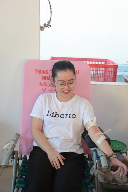 Humanitarian Blood Donation