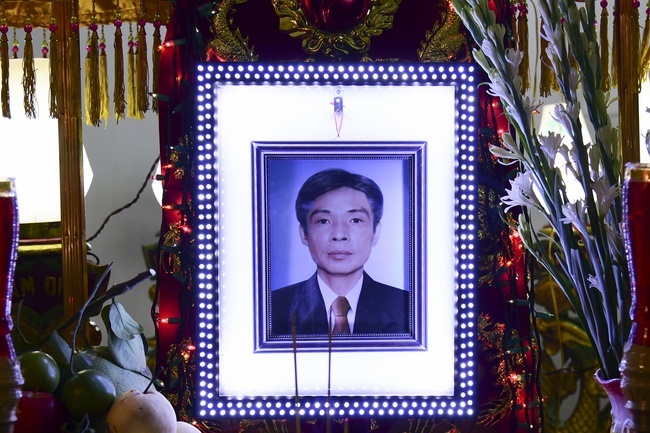 The rite praying for rebirth to Mrs. Hoang Thi Cuc in Hoc Mon.