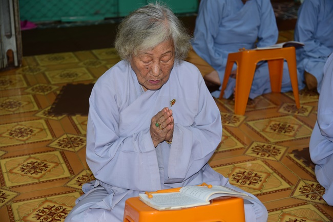 Repentant Ceremony at Minh Chat  ashram in Can Tho