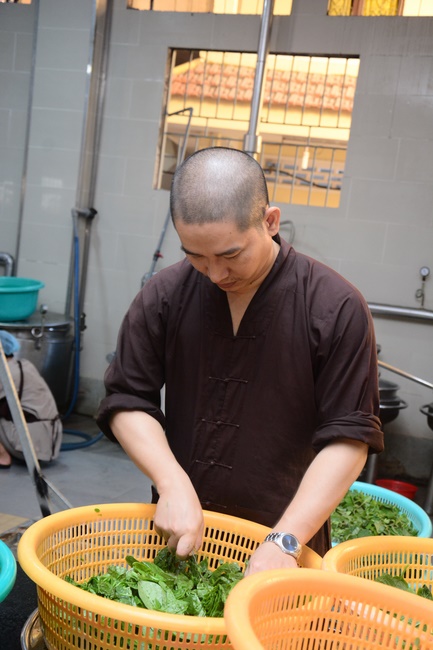 Children Retreat Titled ‘I Return to the Buddha’
