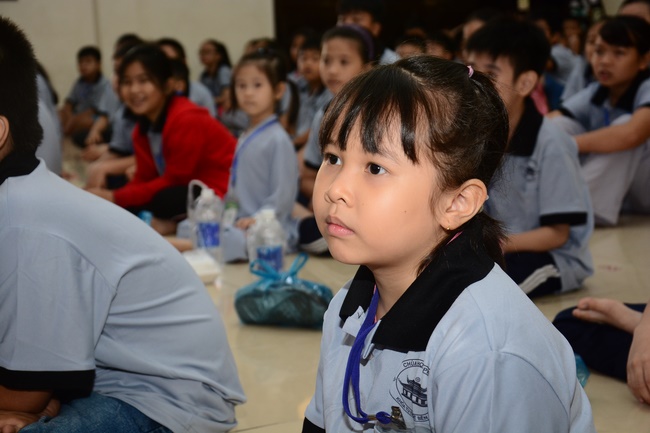 Children Retreat Titled ‘I Return to the Buddha’