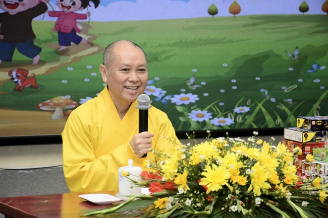 Children Retreat Titled ‘I Return to the Buddha’