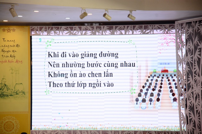 Children Retreat Titled ‘I Return to the Buddha’