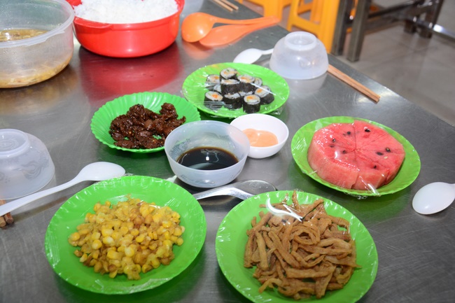 Children Retreat Titled ‘I Return to the Buddha’