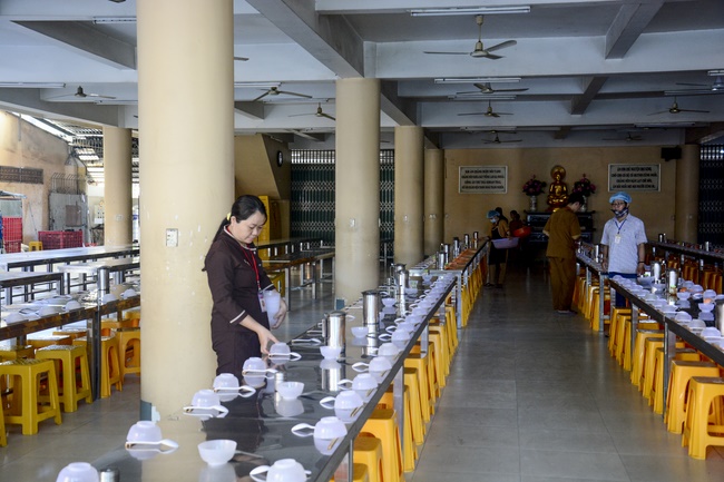 Children Retreat Titled ‘I Return to the Buddha’