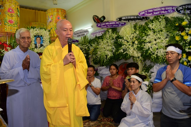 The  praying rite for rebirth in Binh Thanh District.