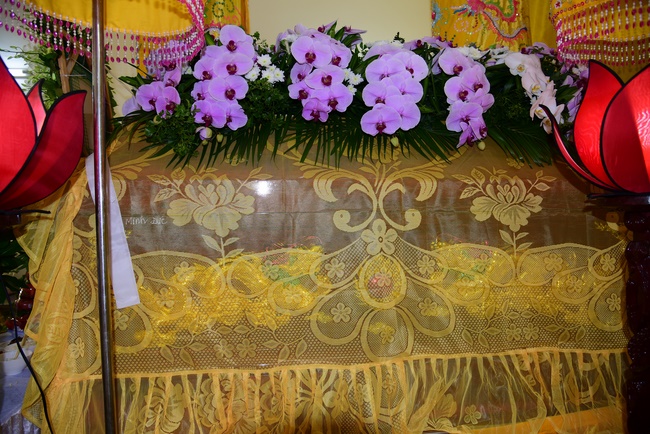 The  praying rite for rebirth in Binh Thanh District.