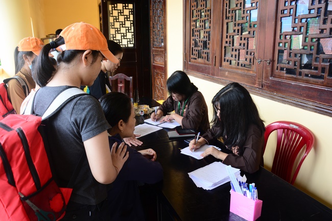 The 1st-day Children 's Summer Retreat