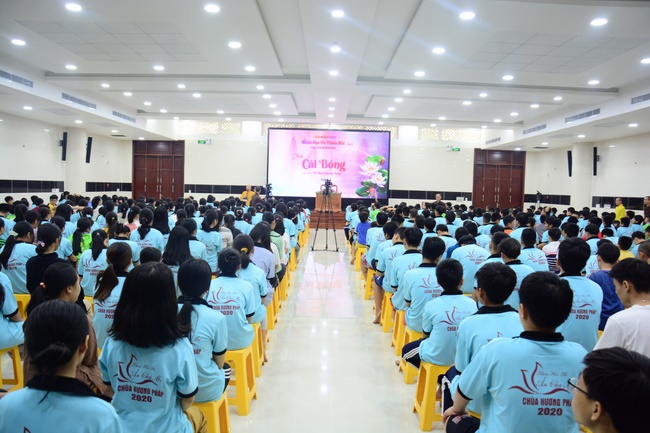 The 1st-day Children 's Summer Retreat