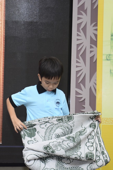 The 1st-day Children 's Summer Retreat