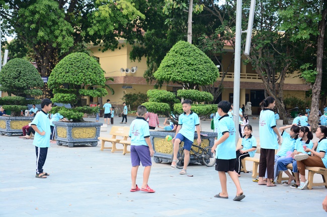 The 1st-day Children 's Summer Retreat