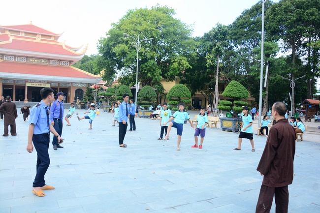 The 1st-day Children 's Summer Retreat