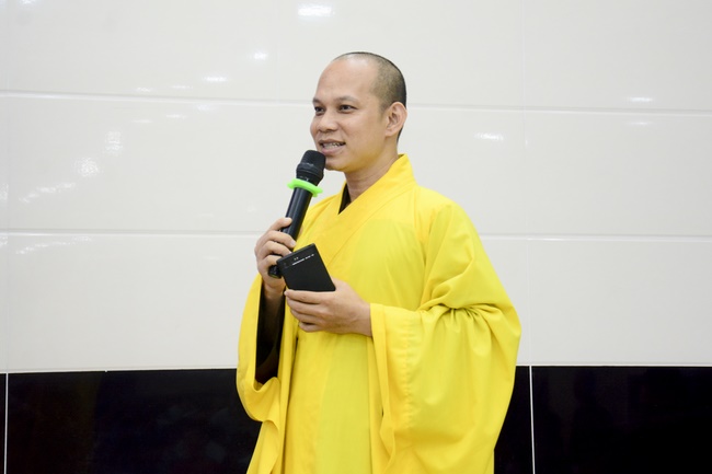 The 1st-day Children 's Summer Retreat