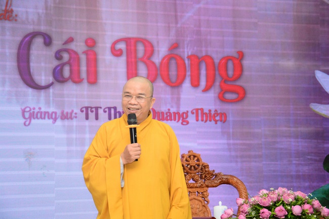 The 1st-day Children 's Summer Retreat