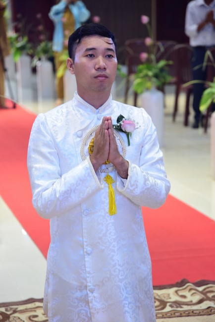 The Wedding Ceremony at the pagoda