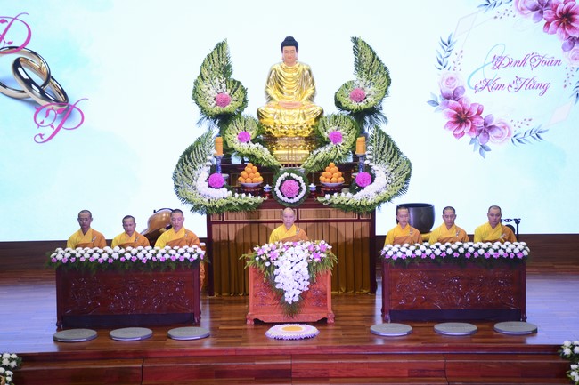 The Wedding Ceremony at the pagoda
