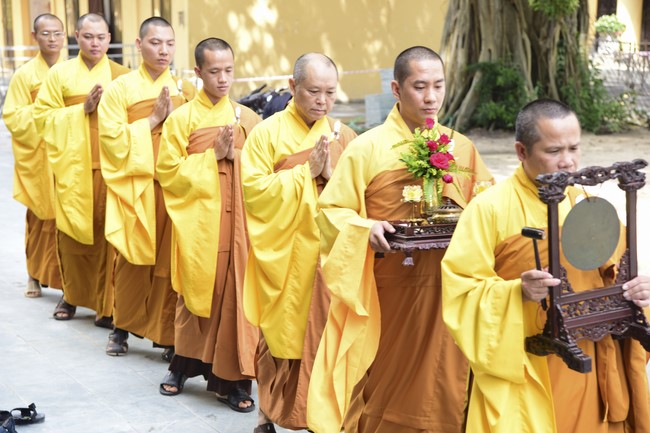The Wedding Ceremony at the pagoda