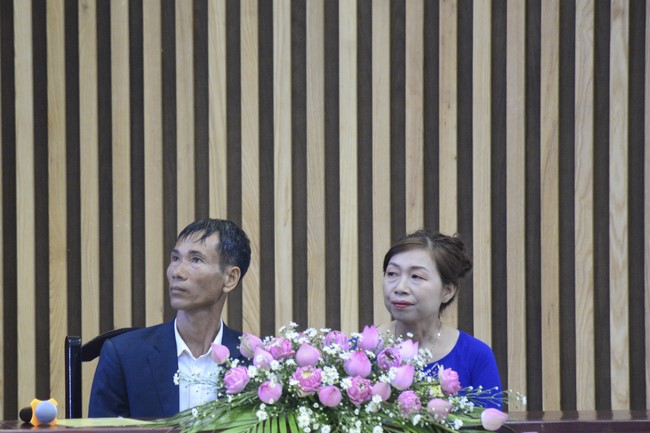 The Wedding Ceremony at the pagoda