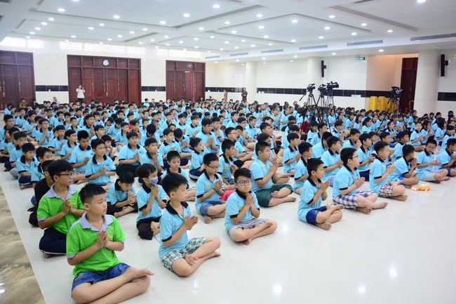 The 3rd-day Children 's Summer Retreat