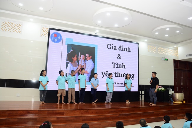 The 3rd-day Children 's Summer Retreat