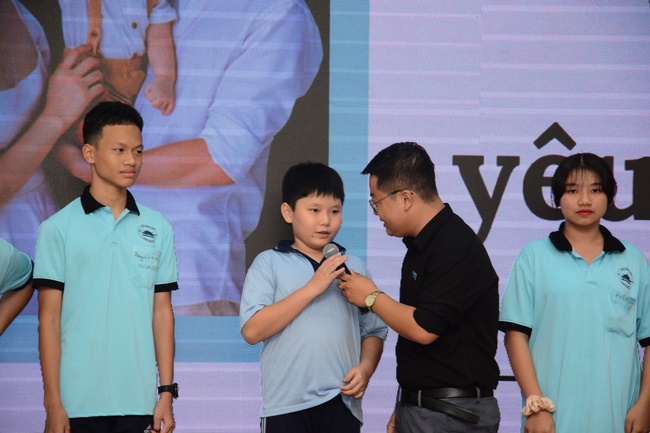 The 3rd-day Children 's Summer Retreat