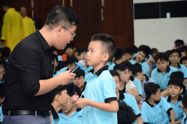 The 3rd-day Children 's Summer Retreat