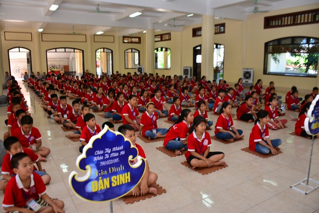 Children Summer Retreat at Tay Khanh Pagoda