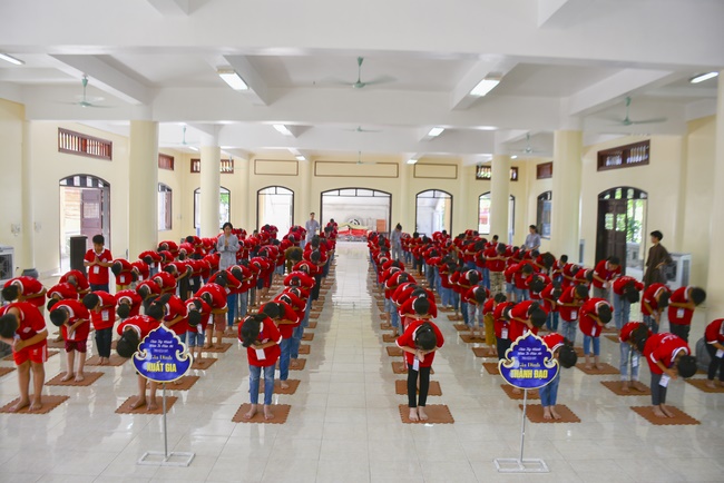 Children Summer Retreat at Tay Khanh Pagoda