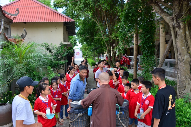 Children Summer Retreat at Tay Khanh Pagoda