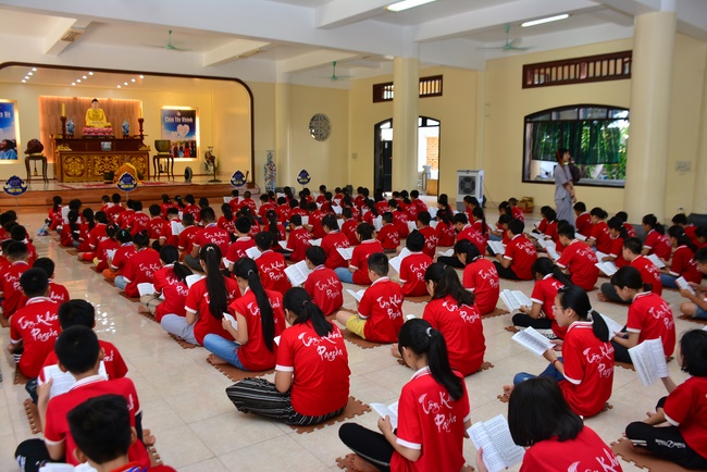 Children Summer Retreat at Tay Khanh Pagoda