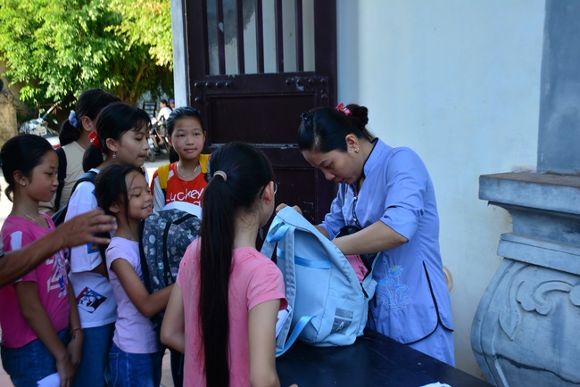 Children Summer Retreat at Tay Khanh Pagoda