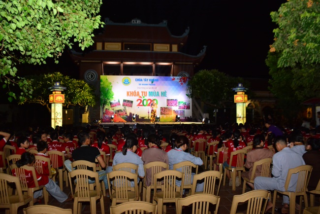 Children Summer Retreat at Tay Khanh Pagoda