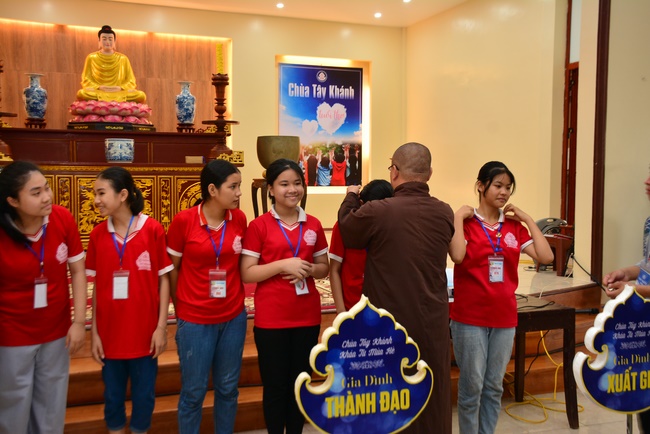 Children Summer Retreat at Tay Khanh Pagoda