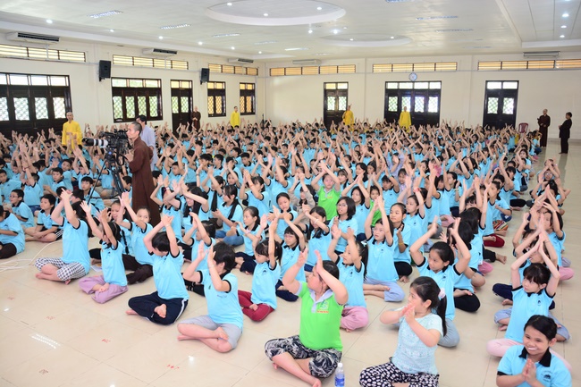 The 4th-day Children 's Summer Retreat