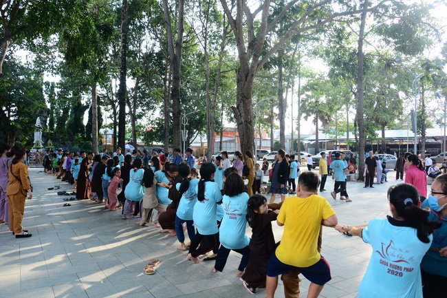 The 4th-day Children 's Summer Retreat