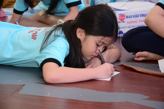 The 5th-day Children 's Summer Retreat