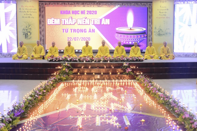 The Candle-Lighting Night Showing Gratitude in the Children Summer Retreat