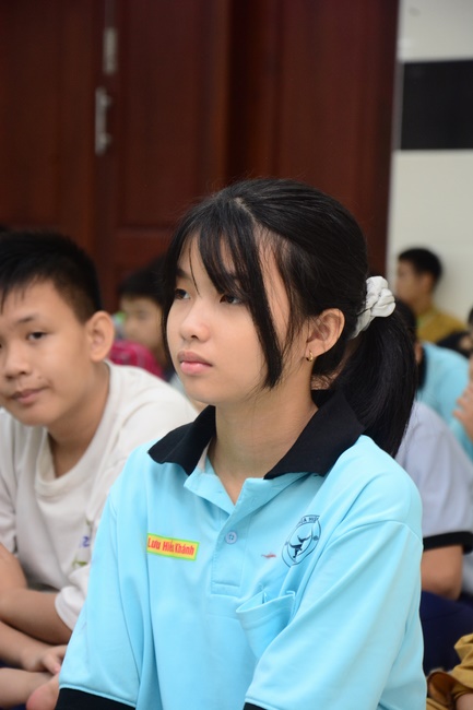 Ngày thứ sáu Khóa học hè thiếu nhi