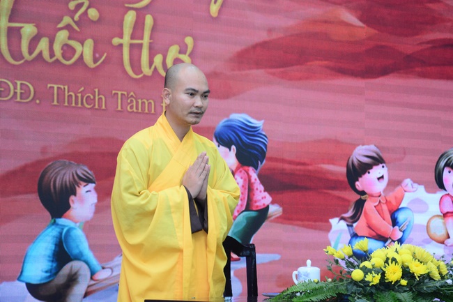 Ngày thứ sáu Khóa học hè thiếu nhi