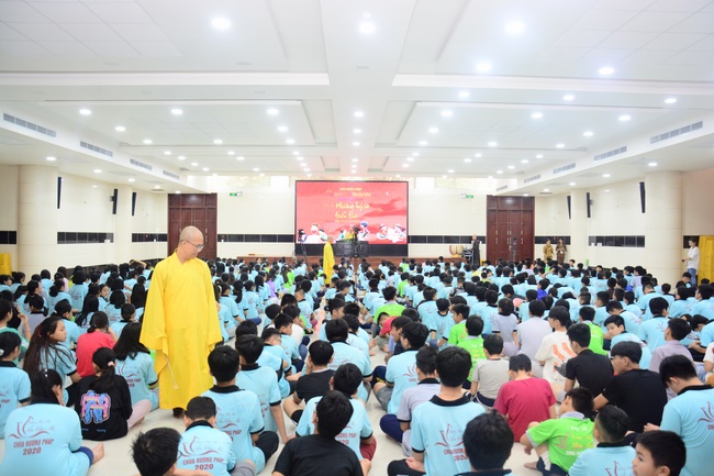 Ngày thứ sáu Khóa học hè thiếu nhi