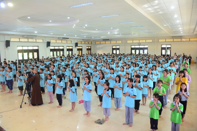 The Closing Ceremony of Children Summer Retreat in 2020
