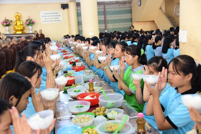 The Closing Ceremony of Children Summer Retreat in 2020