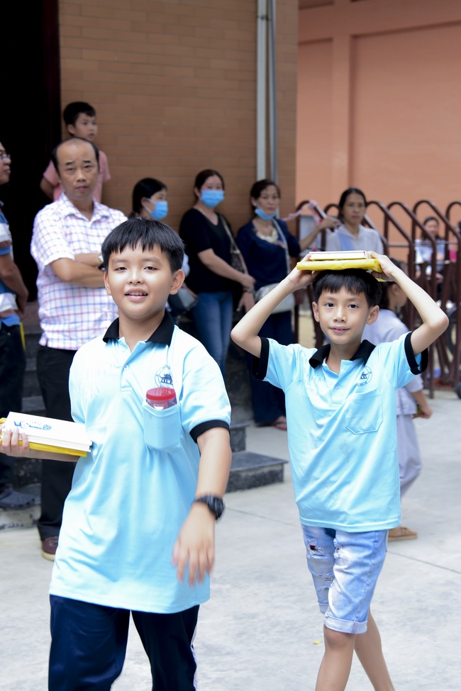 The Closing Ceremony of Children Summer Retreat in 2020