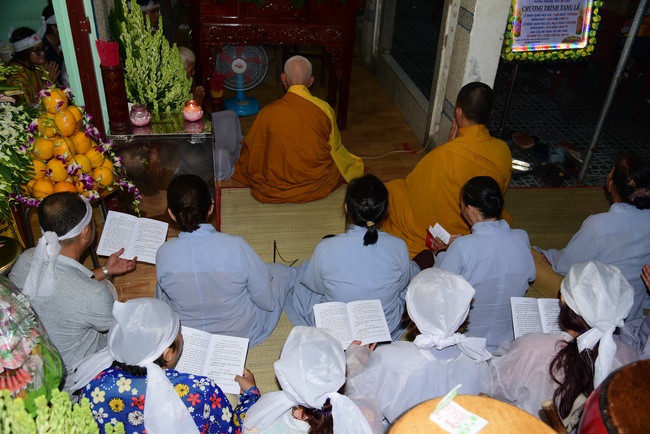 A tour to Vietnam Buddhist University